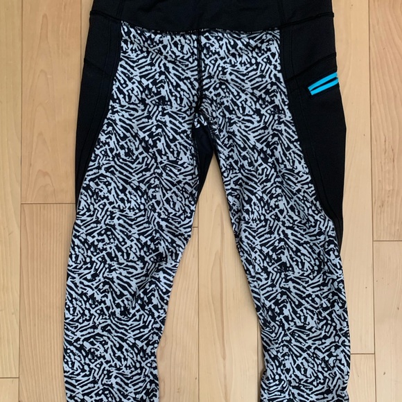 13 Lululemon Pieces!! Closet clear out! - Picture 3 of 13